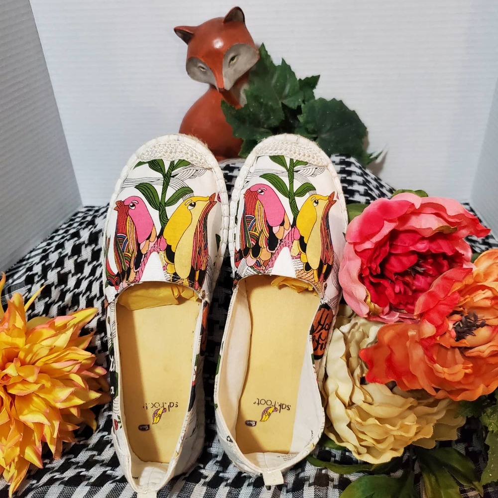 Sakroot "Peace" Happy & Free Canvas Slip-ons Women's Size 7